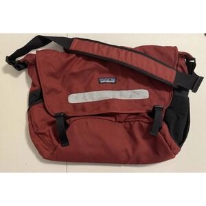 VTG Patagonia‎ Critical Mass Messenger Bag Burgundy Red